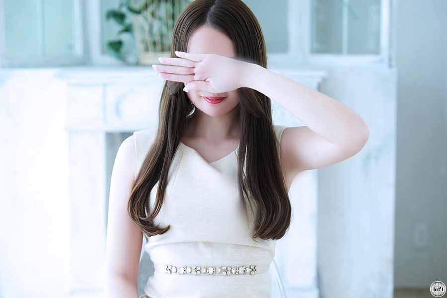 名古屋風俗デリヘル 新人・莉々(リリ) 写真
